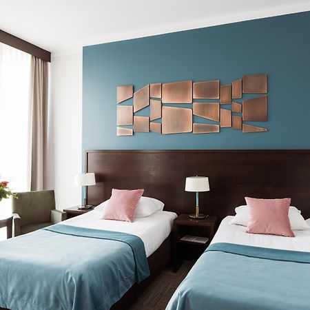Europeum Hotel Вроцлав Экстерьер фото