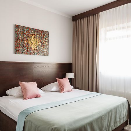 Europeum Hotel Вроцлав Экстерьер фото