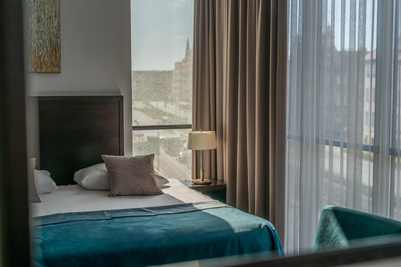 Europeum Hotel Вроцлав Экстерьер фото