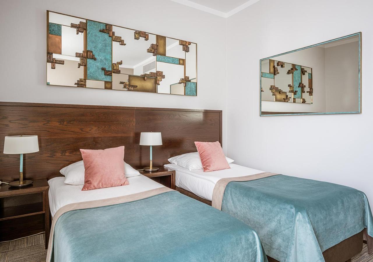 Europeum Hotel Вроцлав Экстерьер фото